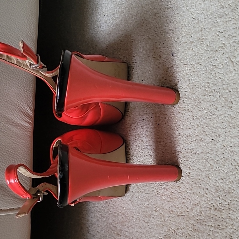 Shoes - Picture 3 of 4
